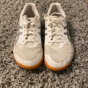 Volleyball shoes size 9.5 women’s